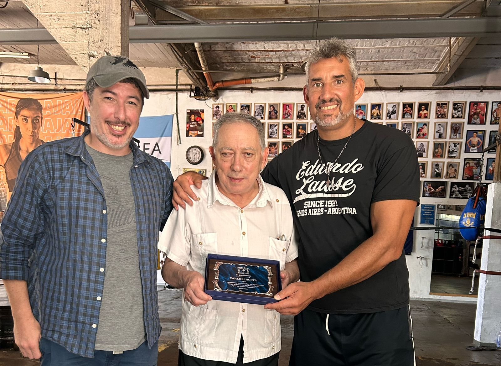 Carlos Irusta: El hombre que «estuvo ahí» y el guardián de la memoria del boxeo