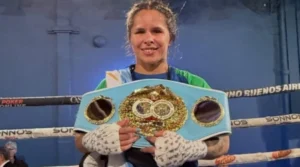 ¡Noche de gloria en la FAB! Sol Baumstarh se coronó campeona mundial en una velada inolvidable ¡Noche de gloria en la FAB! Sol Baumstarh se coronó campeona mundial en una velada inolvidable
